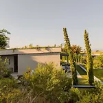 Gaia Luxury Sauna And Pool By Pikhost Вилла Дуррес