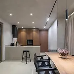 Gaia Luxury Sauna And Pool By Pikhost Дуррес