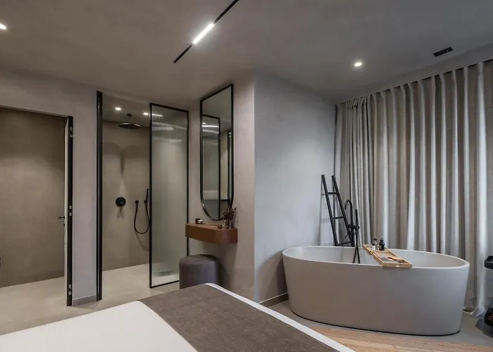 Gaia Luxury Sauna And Pool By Pikhost * Durrës