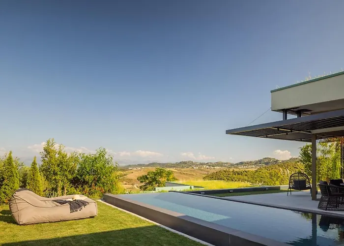 Gaia Luxury Sauna And Pool By Pikhost * Durrës