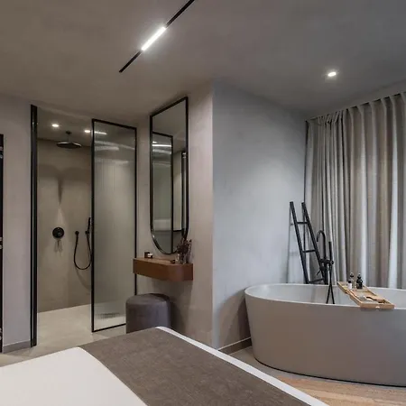 Gaia | Luxury Sauna And Pool By Pikhost * Durrës