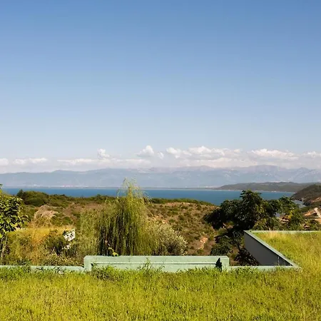 Gaia | Luxury Sauna And Pool By Pikhost * Durrës