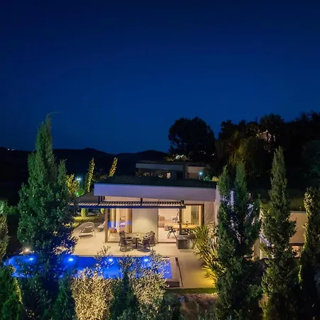 Gaia | Luxury Sauna And Pool By Pikhost Villa *
