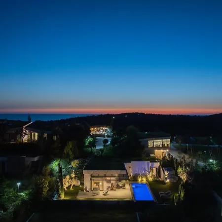 Villa Gaia | Luxury Sauna And Pool By Pikhost *